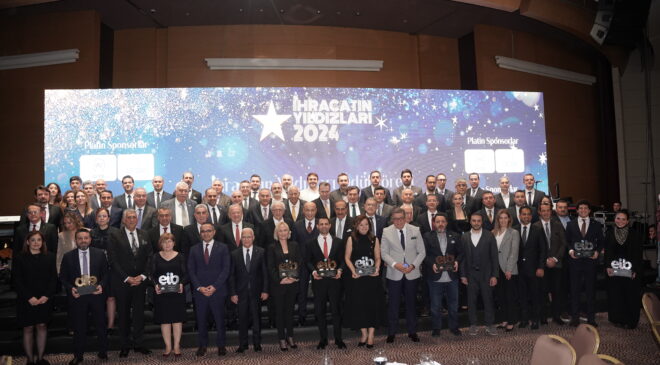 Ege ihracatının yıldızlarının gurur gecesi 2024 ihracatının yıldızları ödüllerine kavuştu