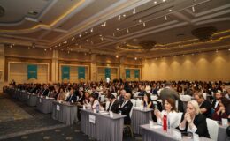 ULUSLARARASI KOZMETİK KONGRESİ YOĞUN KATILIMLA BAŞLADI