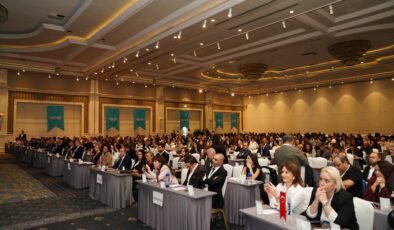 ULUSLARARASI KOZMETİK KONGRESİ YOĞUN KATILIMLA BAŞLADI