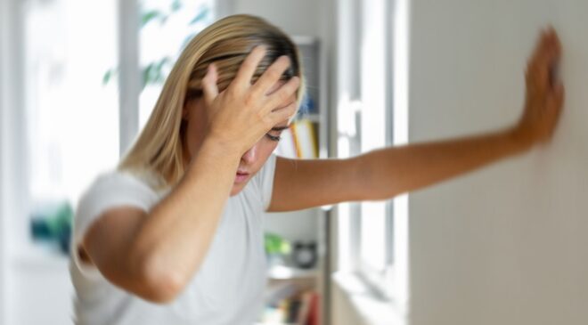 Vertigo Nedir? Belirtileri Nelerdir?
